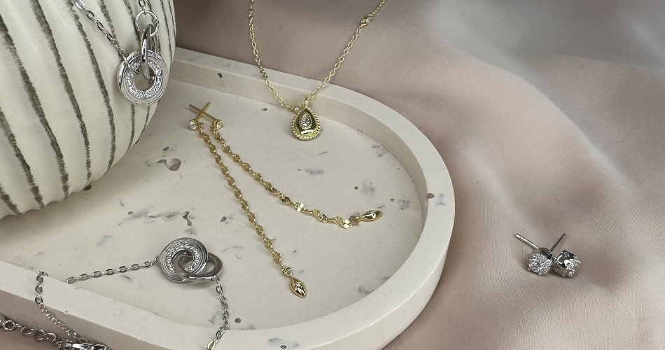 Image 3: Clemence Wren Jewellery