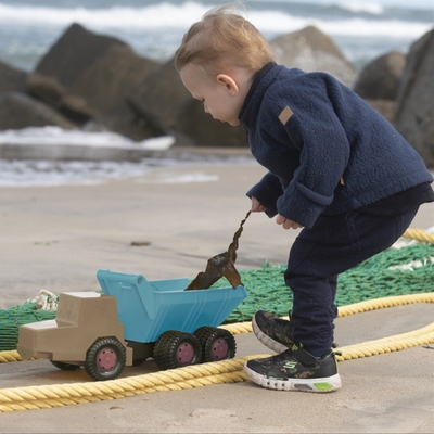 dantoy launches Blue Marine Toys line made from recycled maritime materials