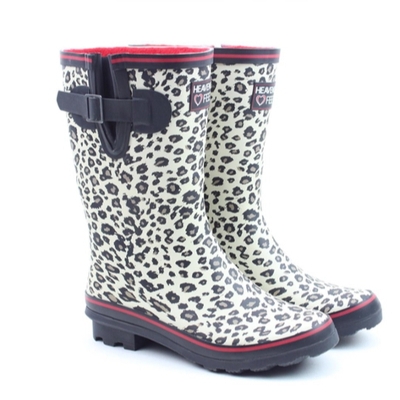 Heavenly Feet celebrates growth with launch of carbon-neutral warehouse