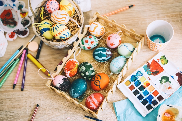 Easter egg painting