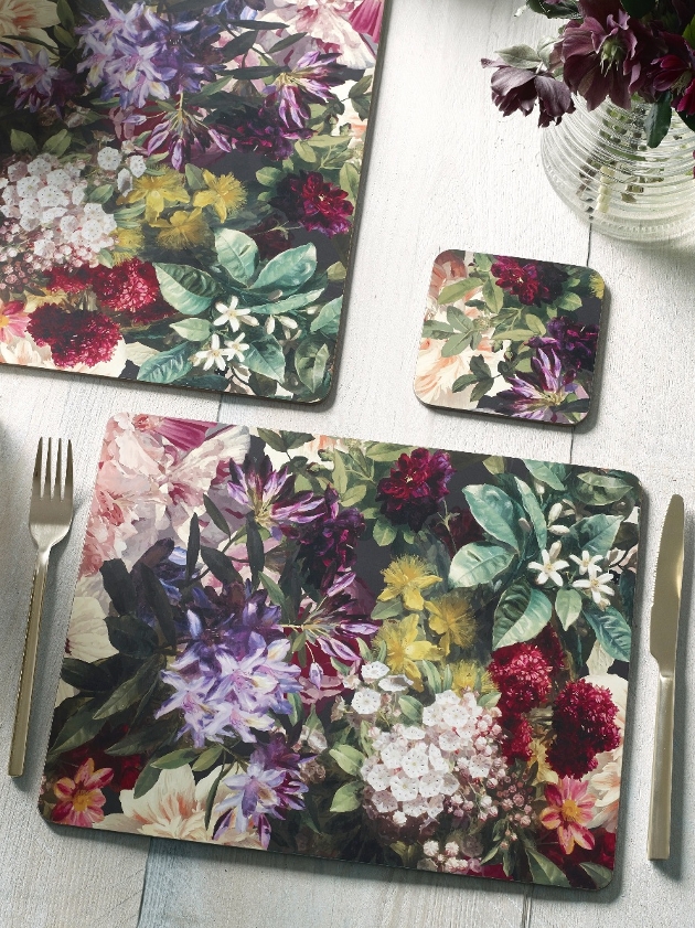 art floral placemats