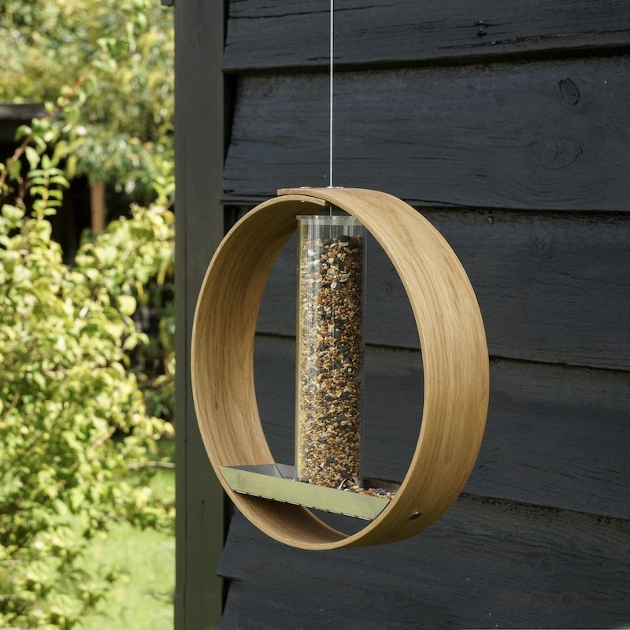 LayerTree bird feeder circle