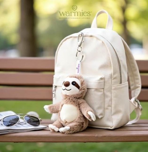 Bag Charms sloth on creame bag